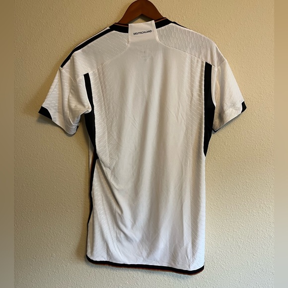 adidas Germany Authentic World Cup Jersey - Picture 8 of 8